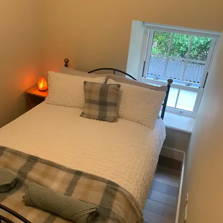 Old Post Office * Linsfort